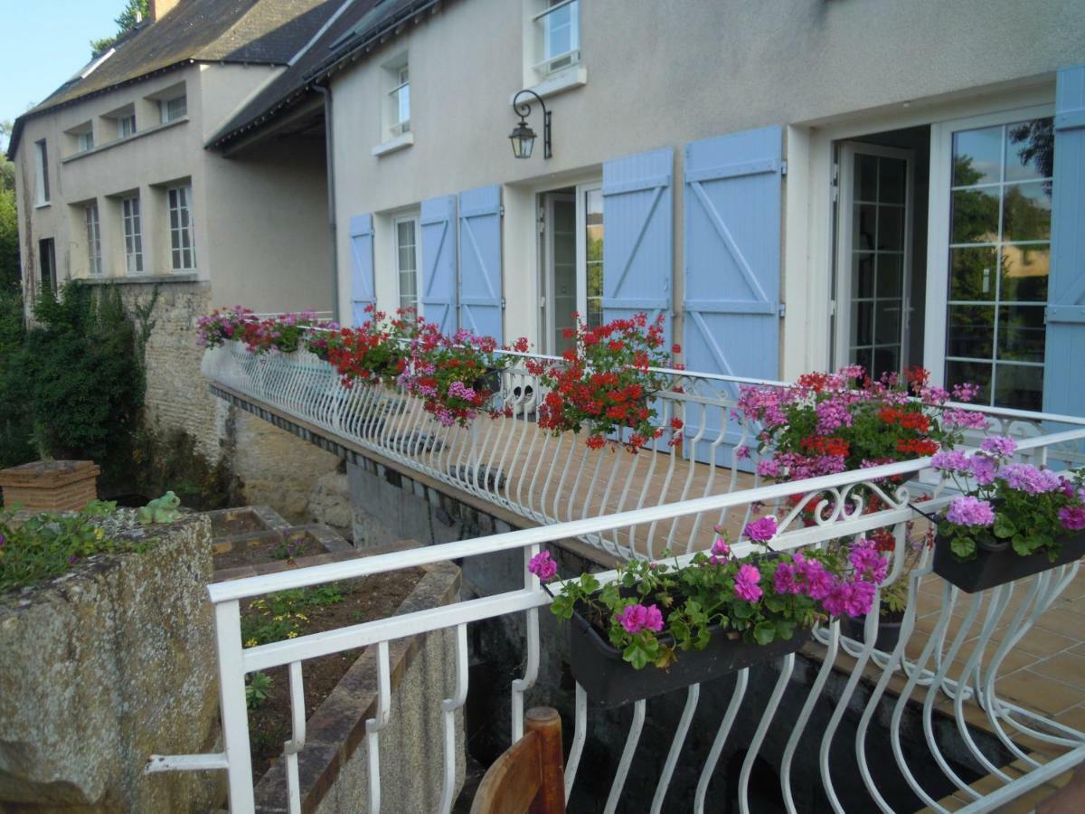 Moulin De L'Abbesse Acomodação com café da manhã Thouars Exterior foto