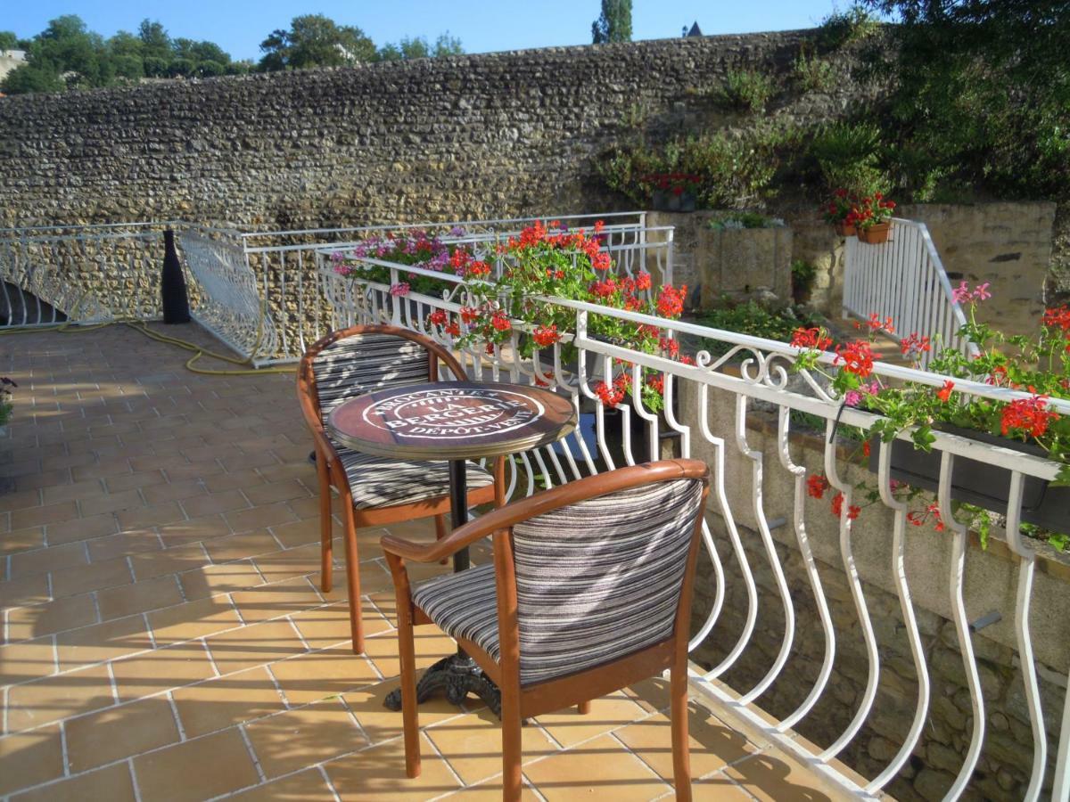 Moulin De L'Abbesse Acomodação com café da manhã Thouars Exterior foto