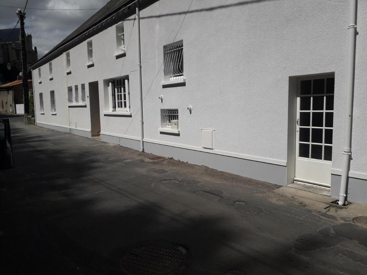 Moulin De L'Abbesse Acomodação com café da manhã Thouars Exterior foto